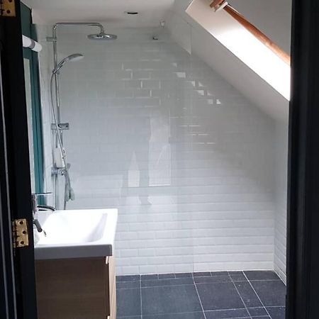 Appartement isolé, 1 chambre avec terrasse privée Ramillies Esterno foto