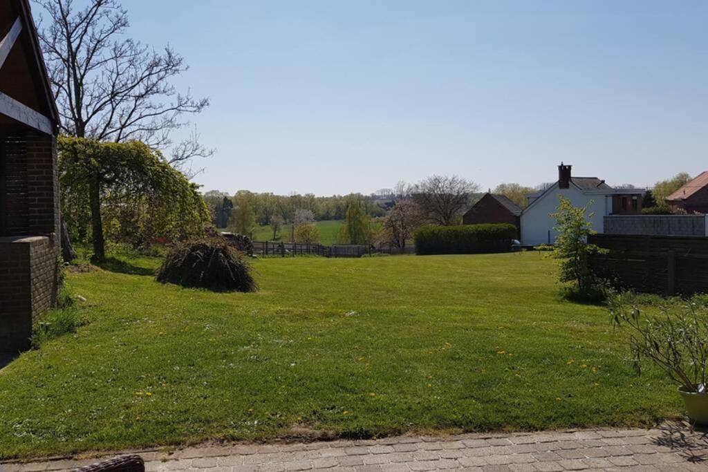 Appartement isolé, 1 chambre avec terrasse privée Ramillies Esterno foto